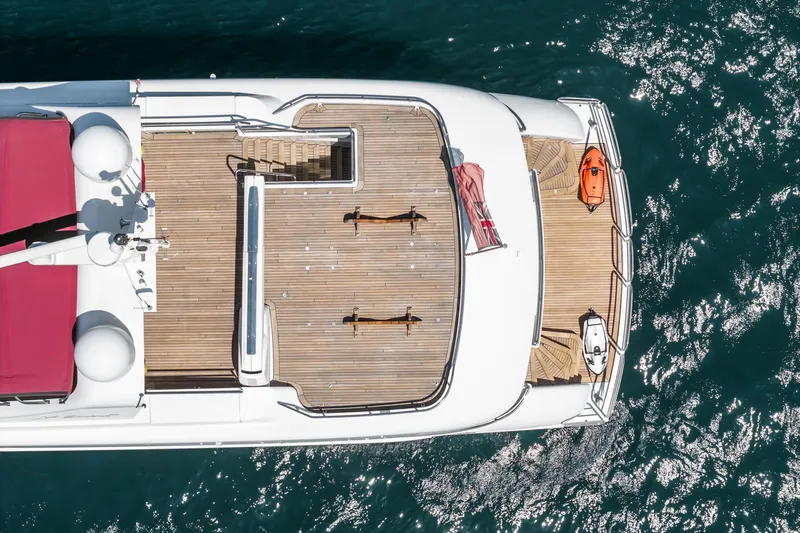 Jasmine Luna Yacht Photos Pics Aerial view of 2007 Moonen JASMINE LUNA yacht on sparkling water.