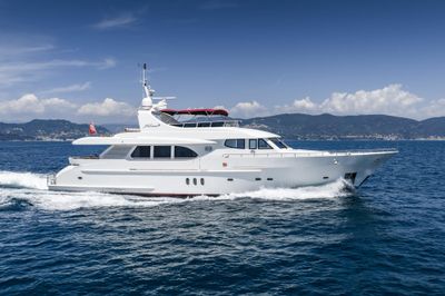 Yacht