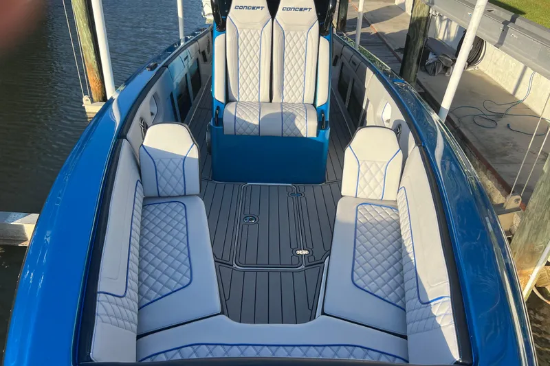  Yacht Photos Pics 2025 Concept 27' Open Deck boat with luxurious seating and modern design.