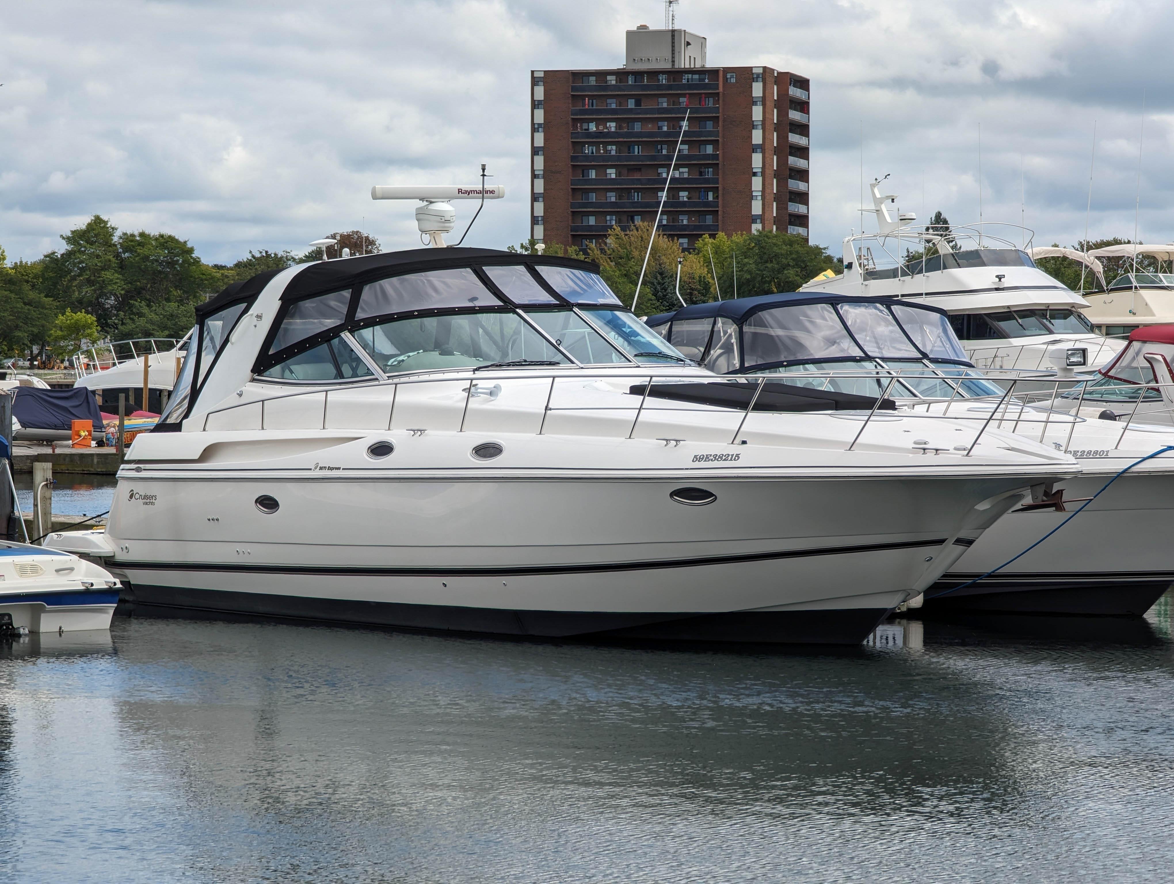 cruisers yachts 3870 express for sale