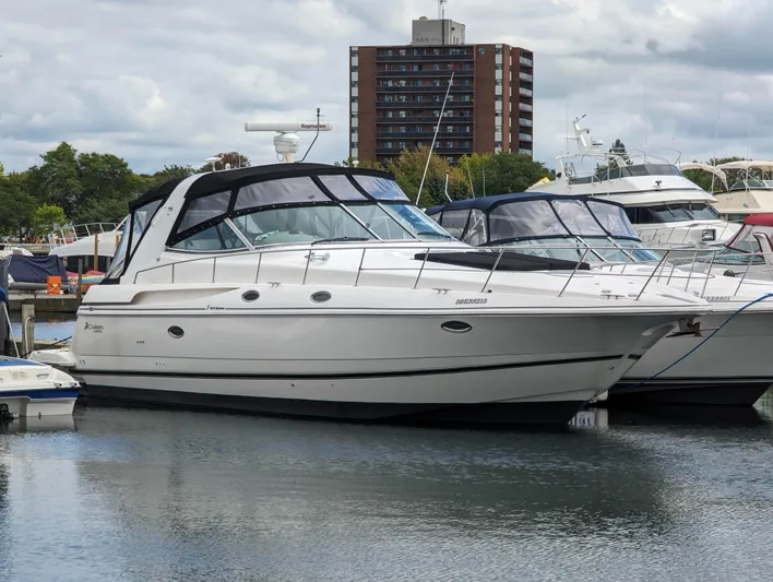Moyster Yacht Photos Pics 