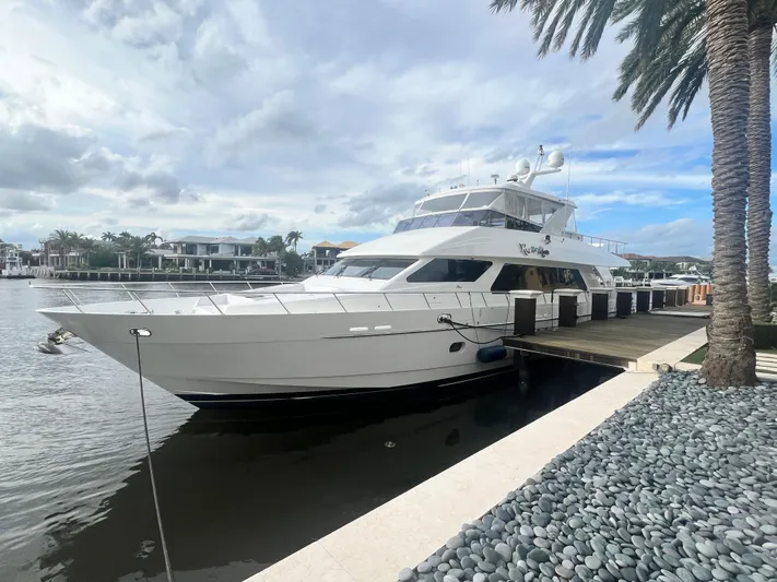Roxy Maria Yacht Photos Pics 