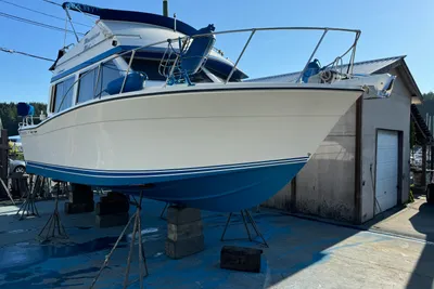 Commander 30 Sportfish