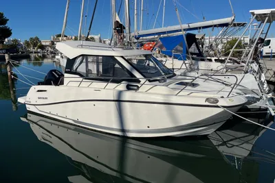 2023 Quicksilver Activ 675 Weekend