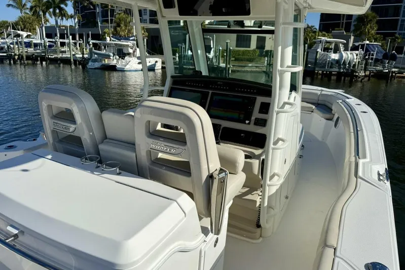 Madness Yacht Photos Pics 2018 Boston Whaler 330 Outrage - Helm Seating