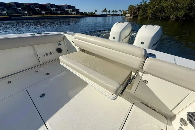 Madness Yacht Photos Pics 2018 Boston Whaler 330 Outrage
