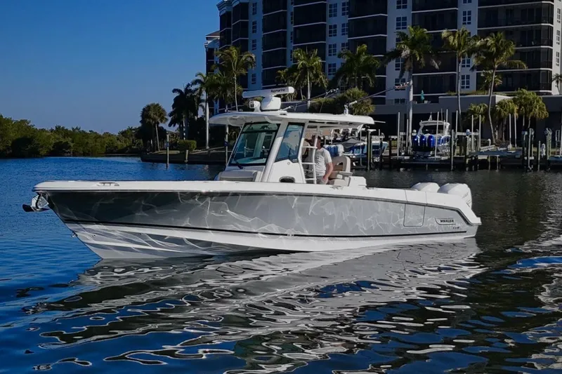 Madness Yacht Photos Pics 2018 Boston Whaler 330 Outrage - Profile