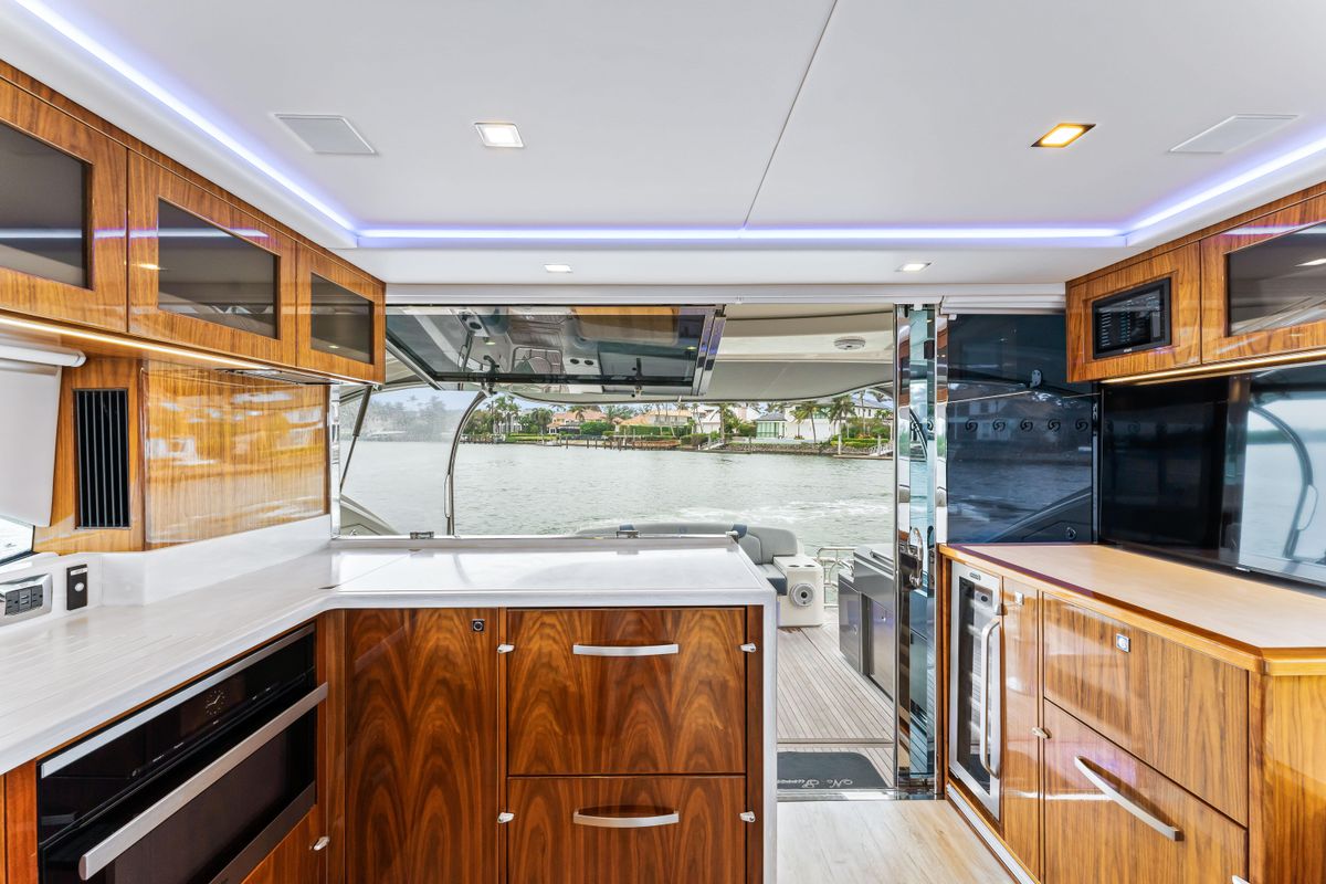2021 Riviera 54 