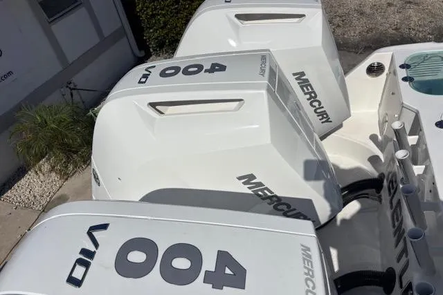  Yacht Photos Pics Three Mercury outboard engines on a 2008 Everglades 350LX boat.