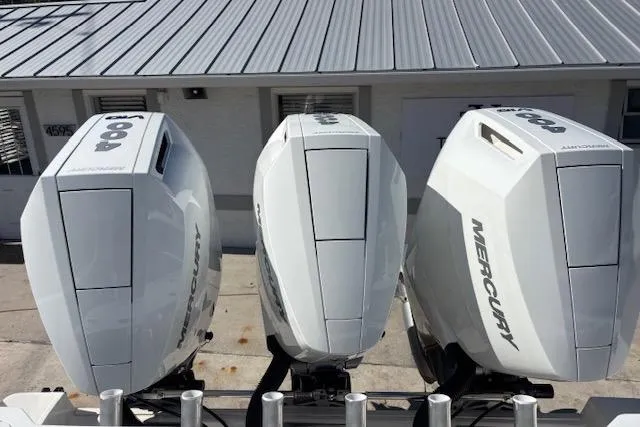  Yacht Photos Pics Triple Mercury outboard engines on a 2008 Everglades 350LX boat.