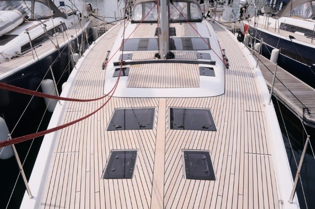 2016 Dufour 56 