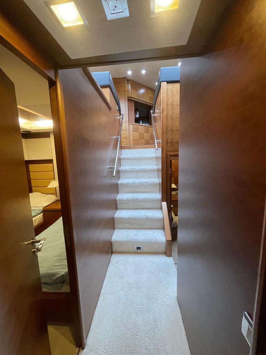 2007 Azimut 88 