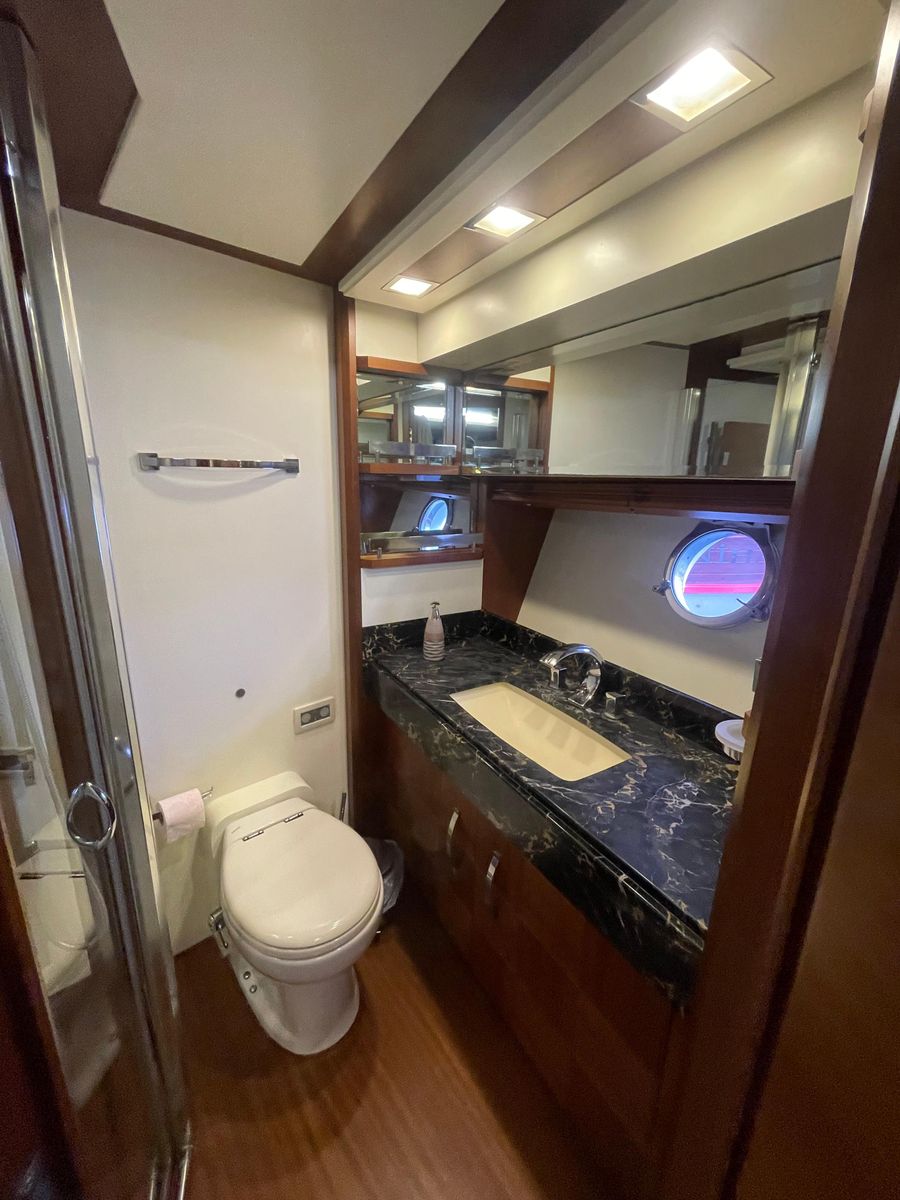 2007 Azimut 88 