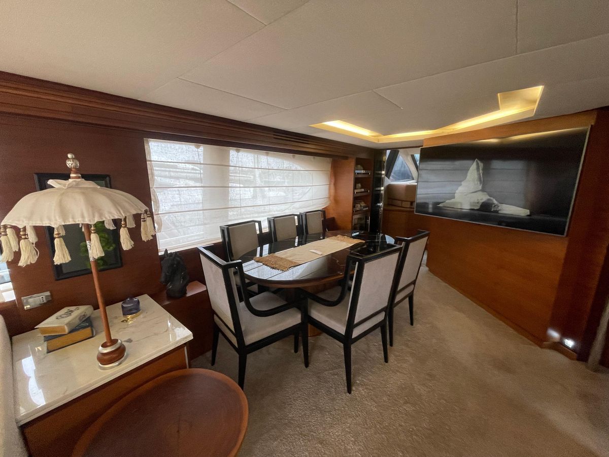 2007 Azimut 88 