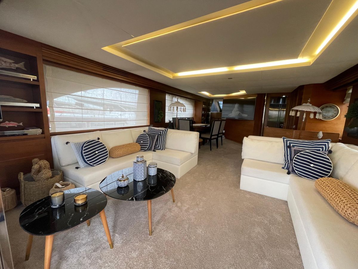 2007 Azimut 88 