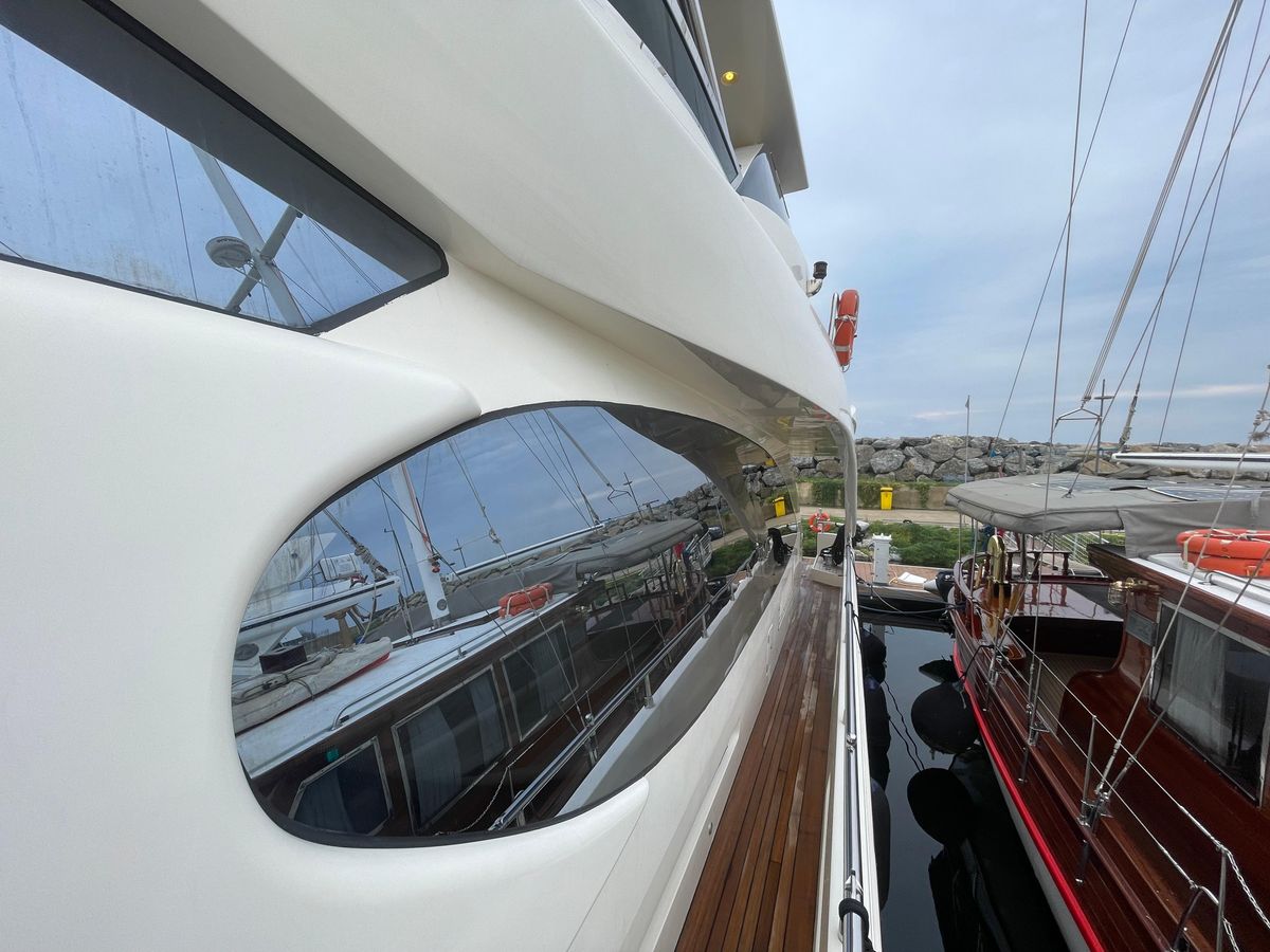 2007 Azimut 88 