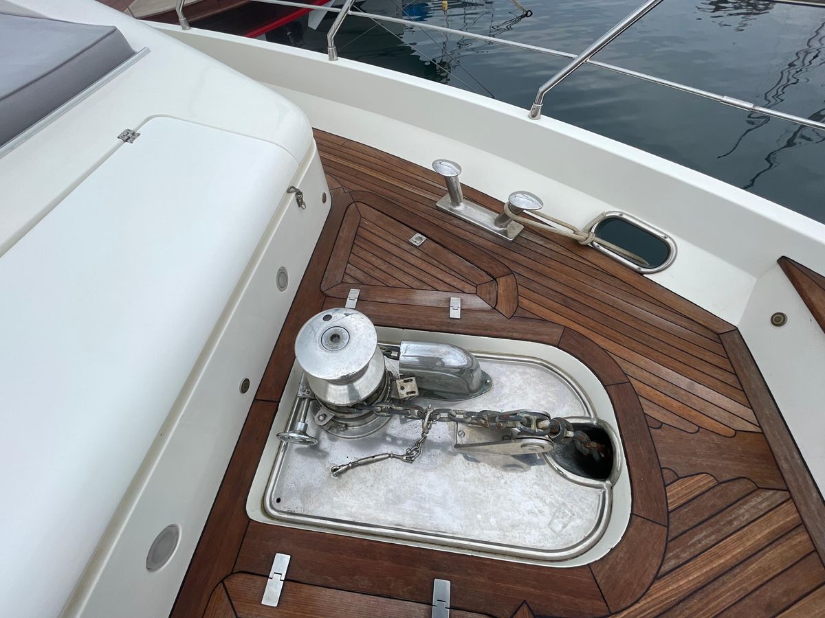 2007 Azimut 88 