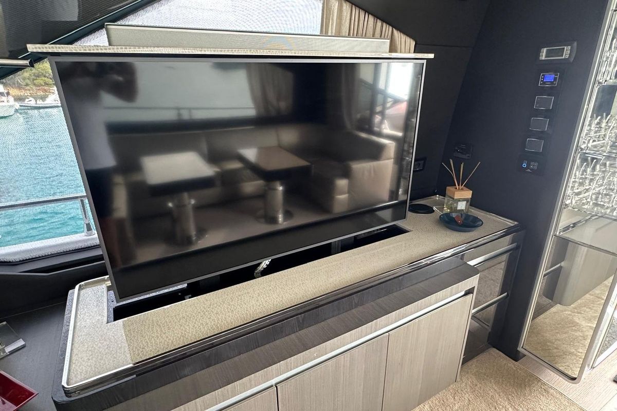 2020 Azimut 70 
