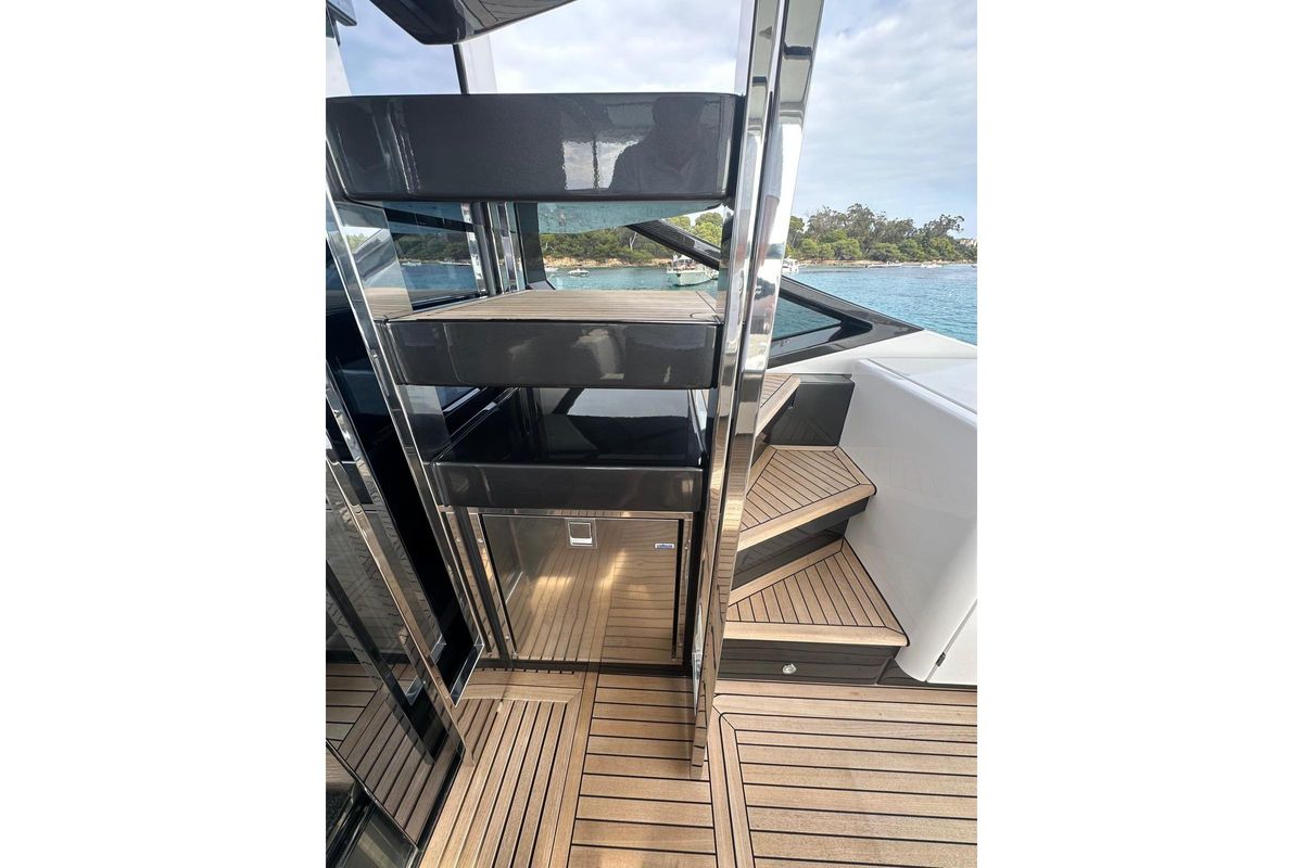 2020 Azimut 70 