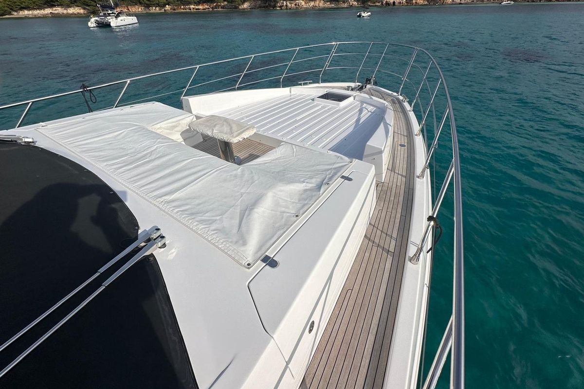 2020 Azimut 70 
