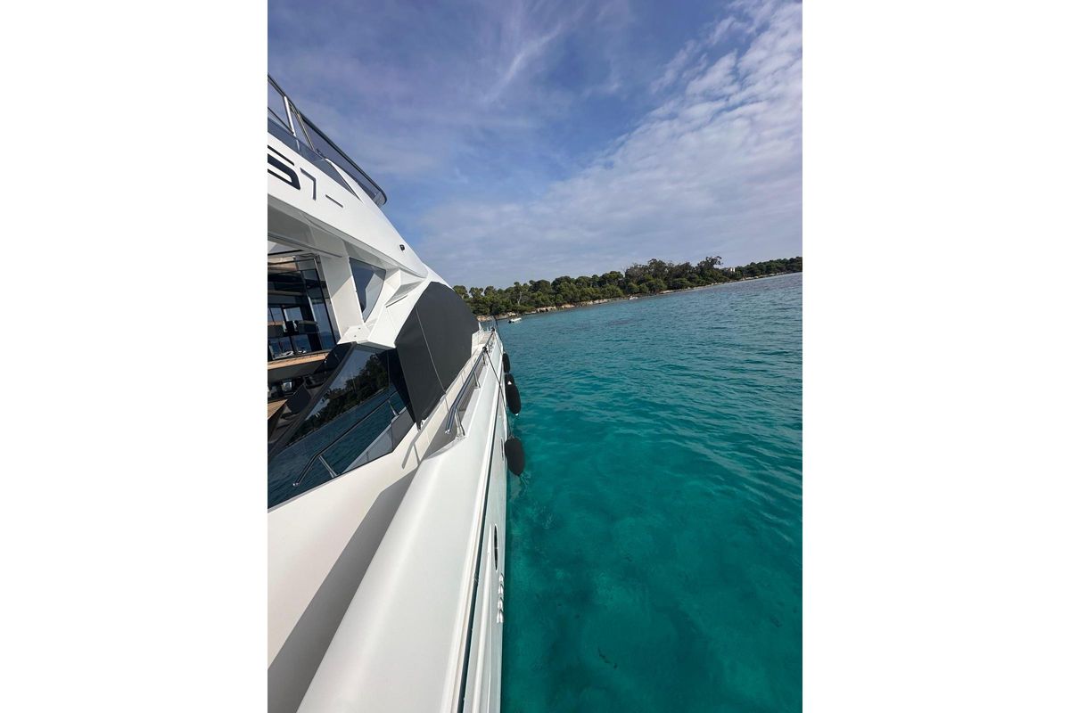 2020 Azimut 70 