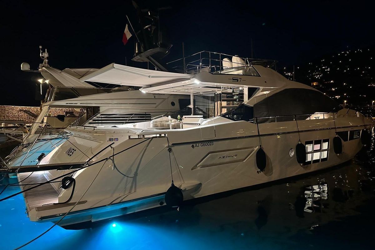 2020 Azimut 70 
