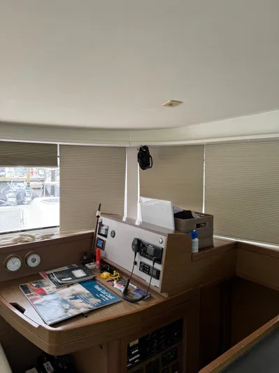 Jelliblu Yacht Photos Pics 