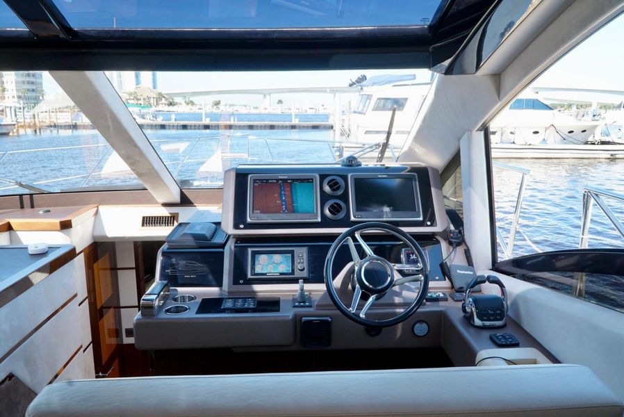 2016 Galeon Skydeck 56