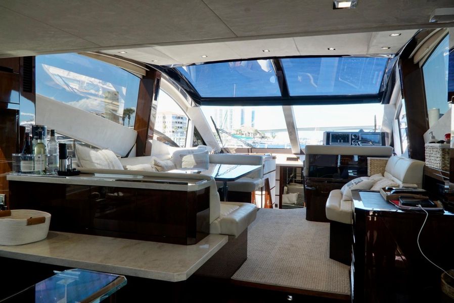 2016 Galeon Skydeck 56