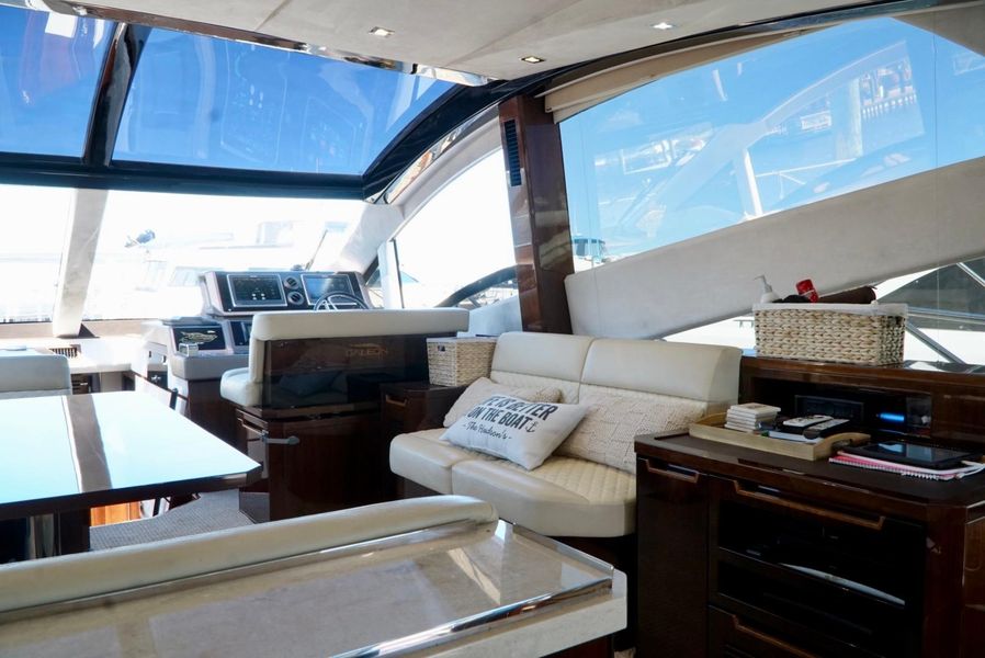 2016 Galeon Skydeck 56