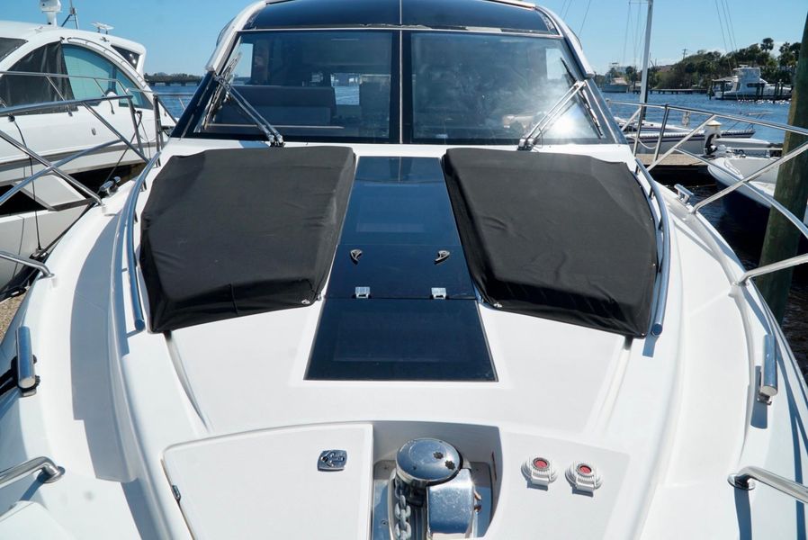 2016 Galeon Skydeck 56