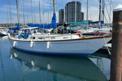 Camper & Nicholsons 38 Ketch