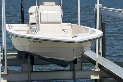 Pathfinder 220-v