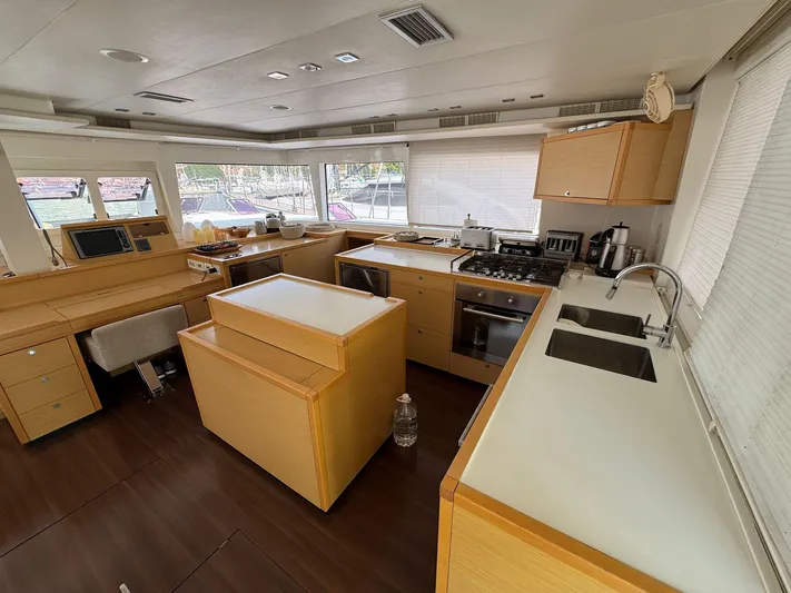 Subukos Yacht Photos Pics 