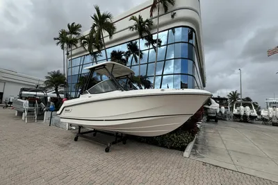 Boston Whaler 240 Vantage