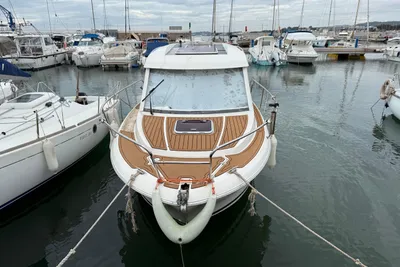 2010 Jeanneau Merry Fisher 645