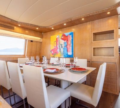 Yacht