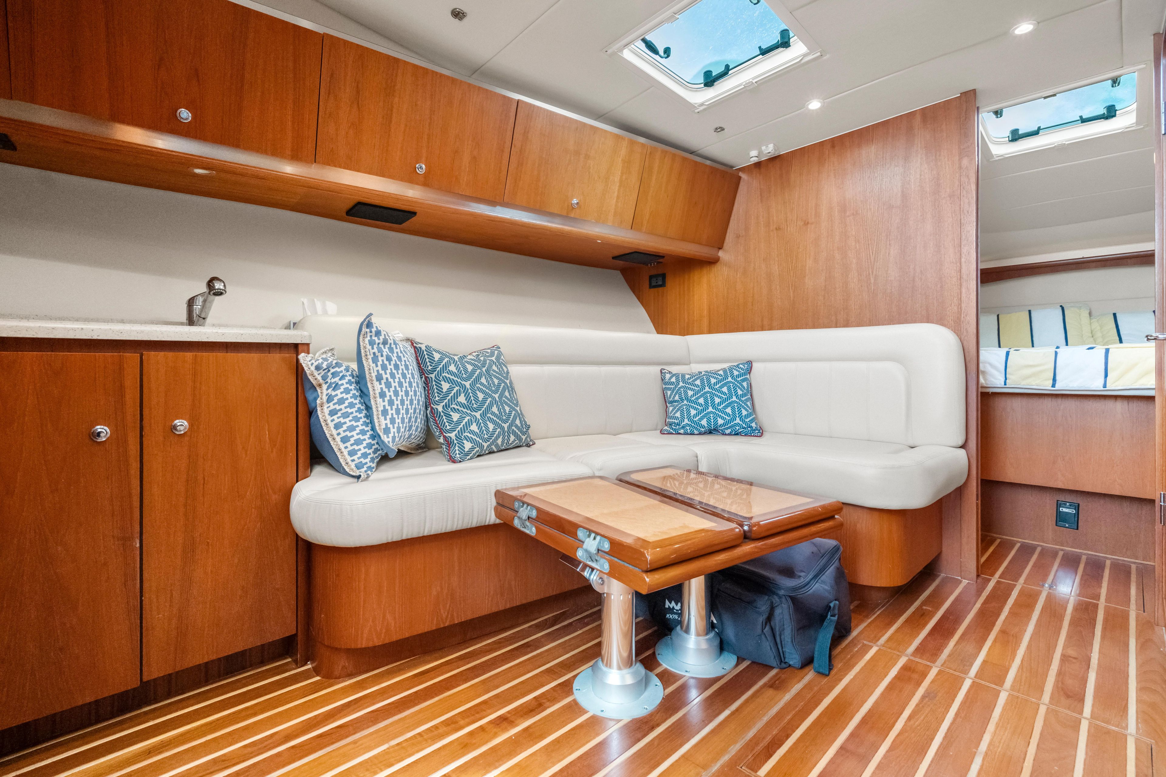 2007 Tiara Yachts 42 