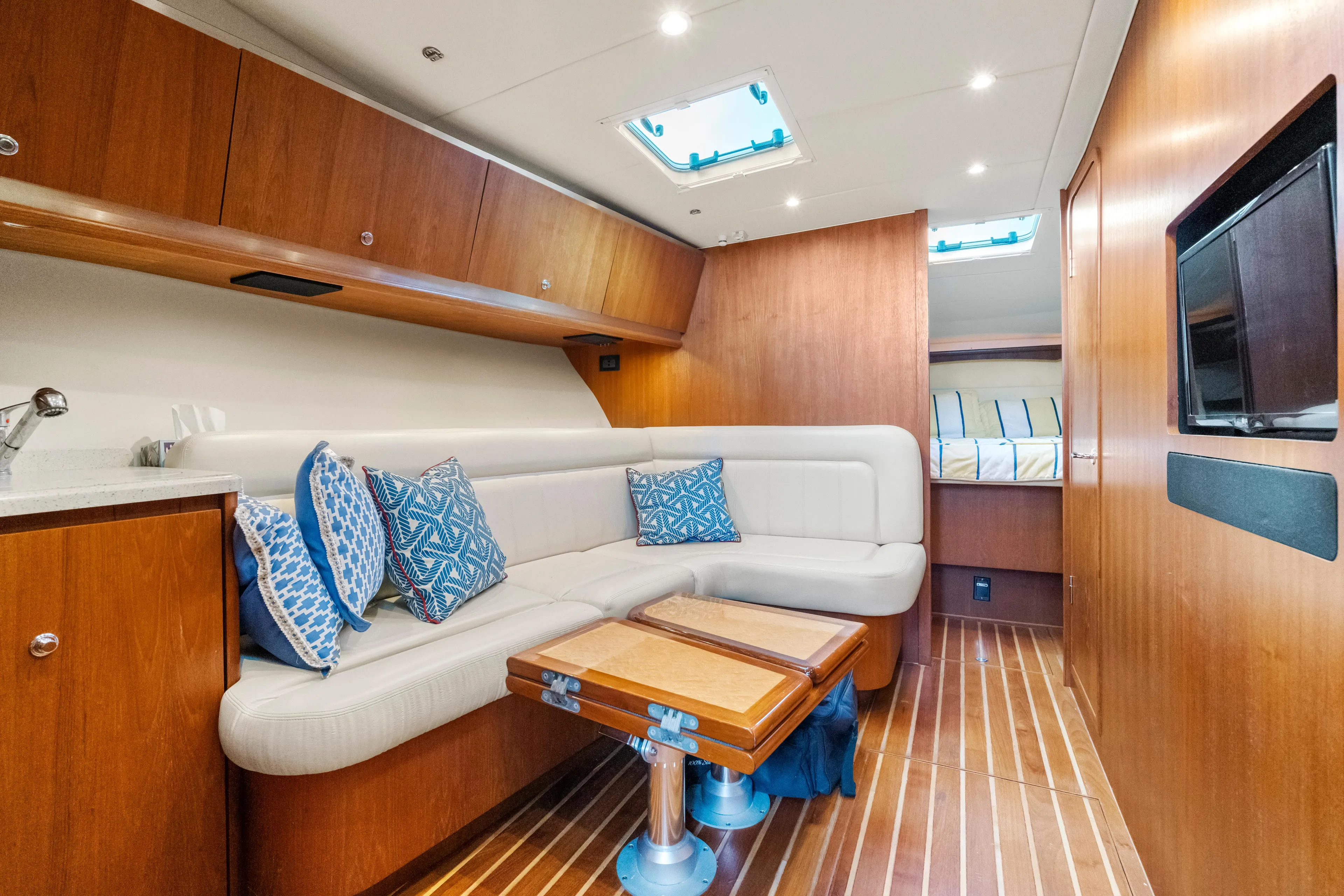 Mantra Yacht Photos Pics 