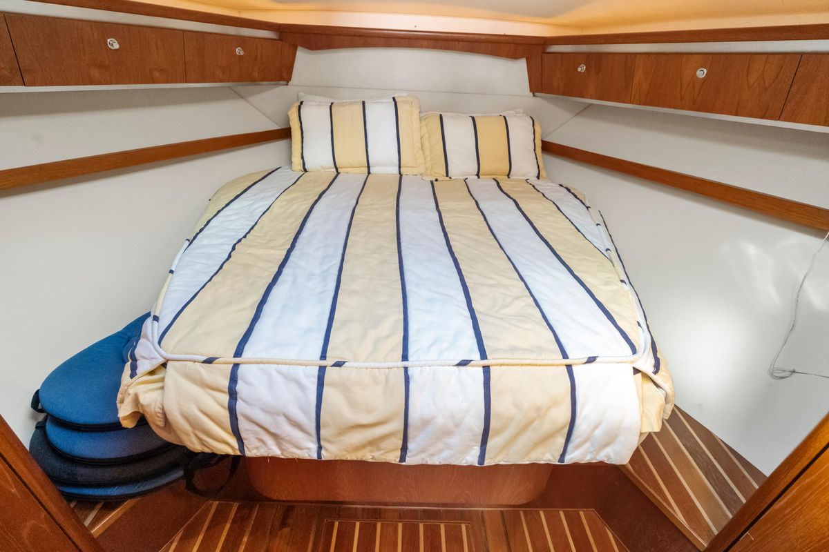 2007 Tiara Yachts 42 