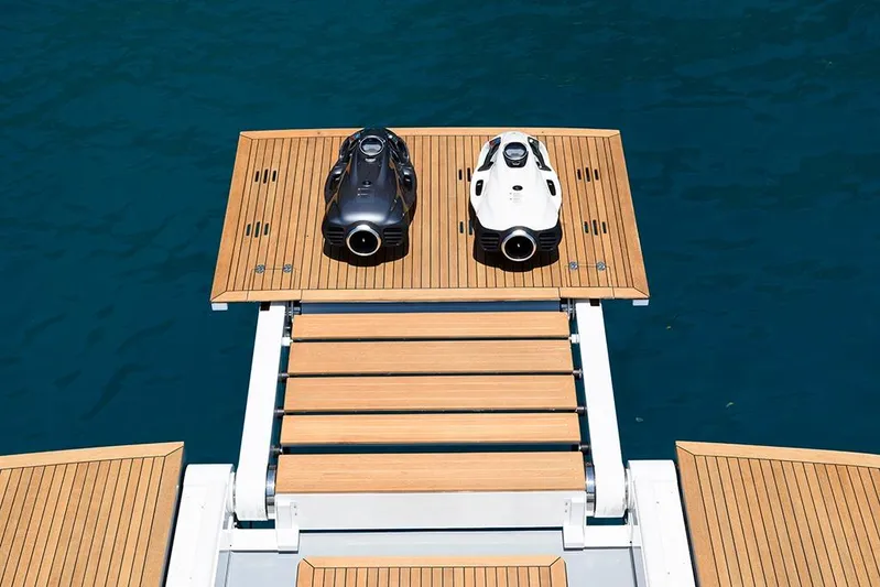  Yacht Photos Pics Two underwater drones on a wooden platform of a 1988 Heesen 32 yacht.