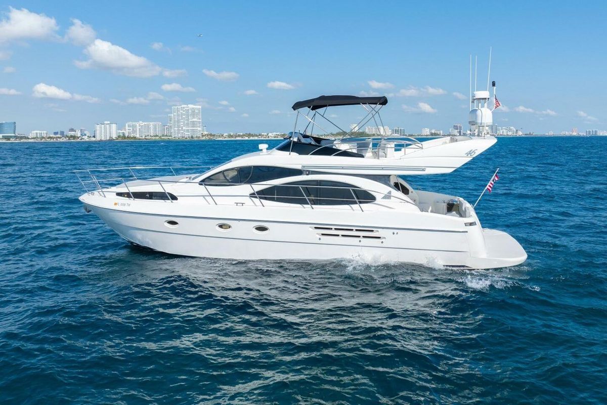 2001 Azimut 46 