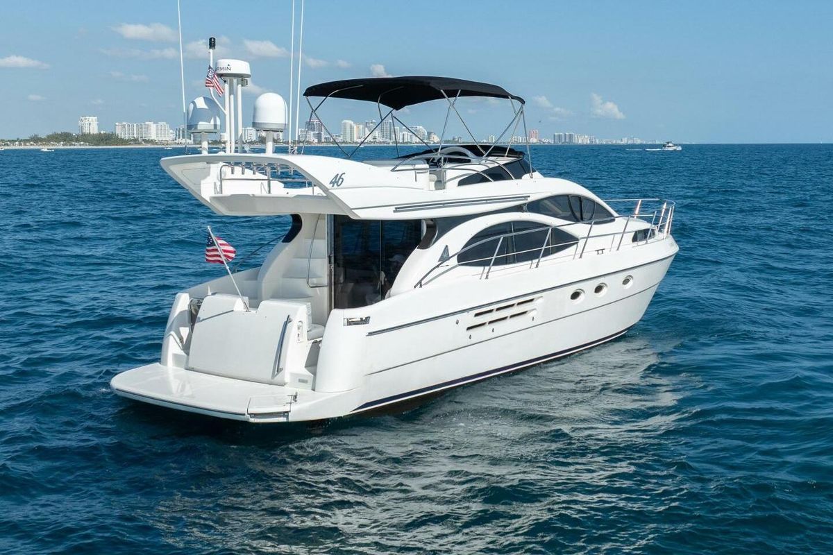 2001 Azimut 46 