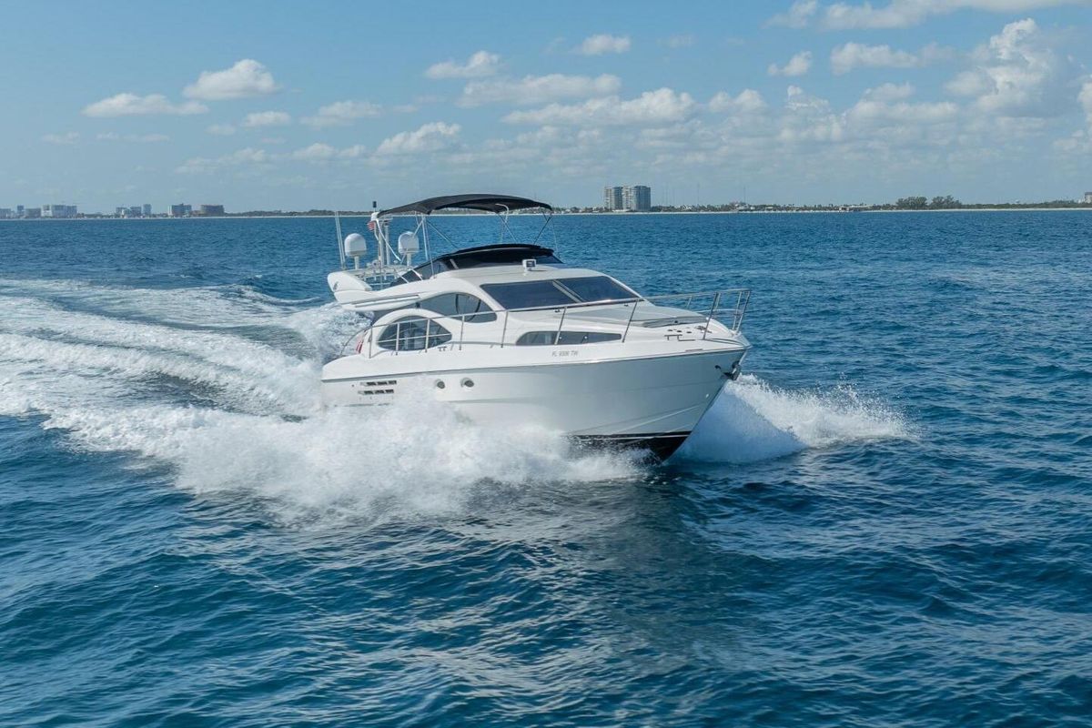 2001 Azimut 46 
