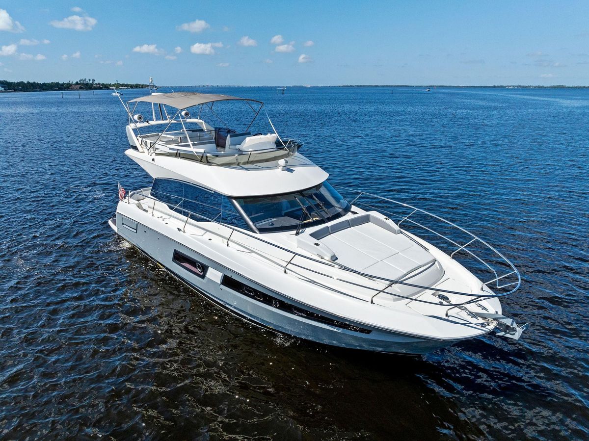 2018 Prestige 46 