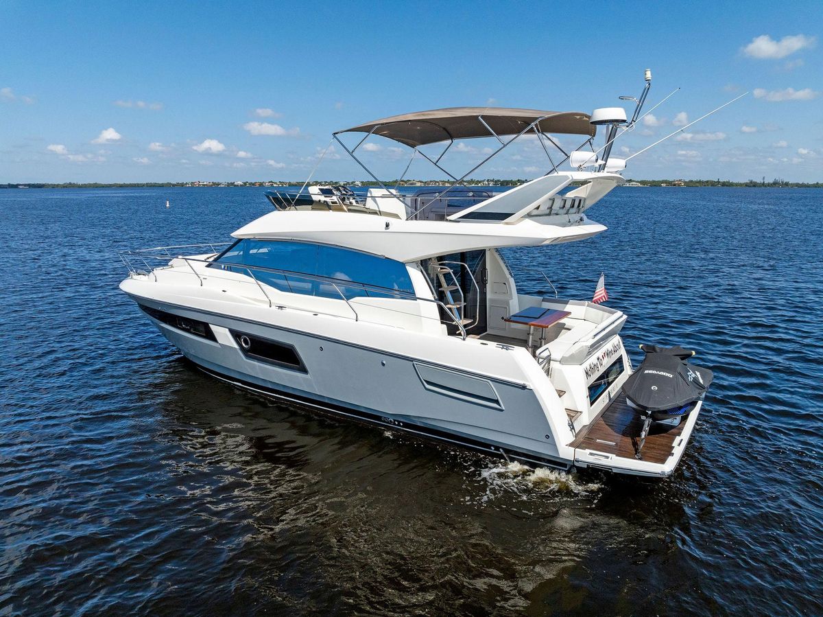 2018 Prestige 46 