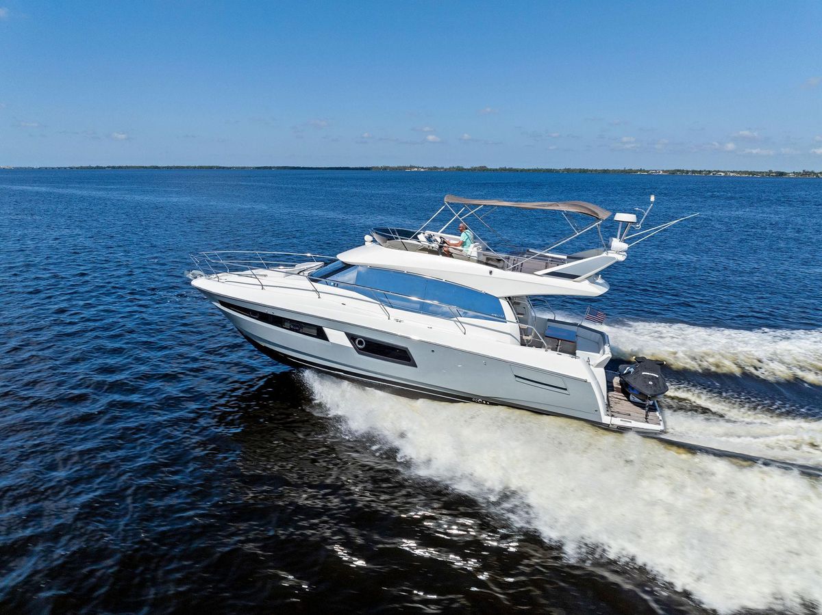 2018 Prestige 46 
