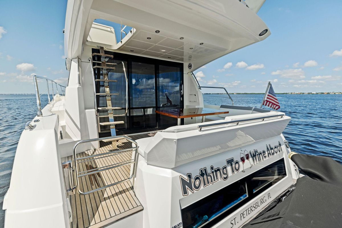 2018 Prestige 46 