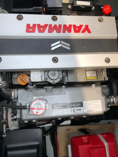 Darwin Yacht Photos Pics 2020 Lagoon 42 Yanmar engine close-up view