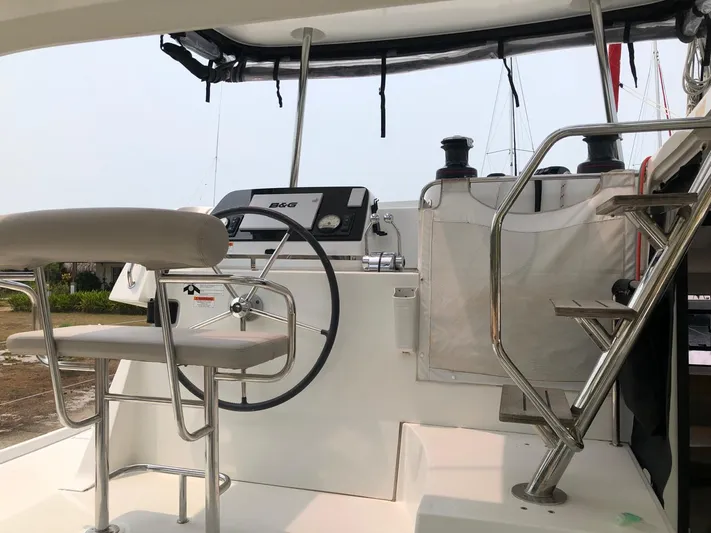 Darwin Yacht Photos Pics 
